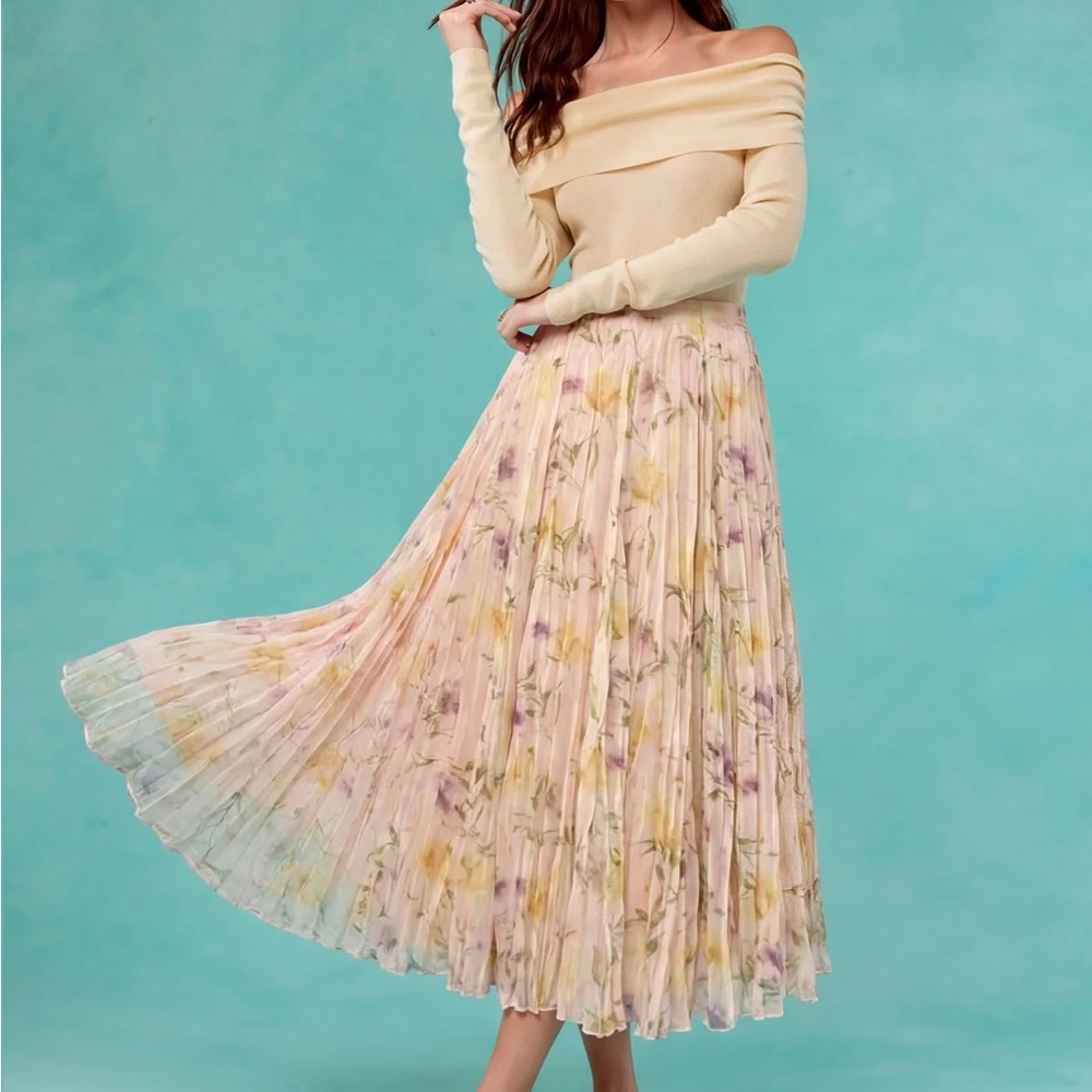 🌸 NWT Astr Pastel Floral Pleated Midi Skirt 🌷 Classy Spring Skirt Size Small ✨
